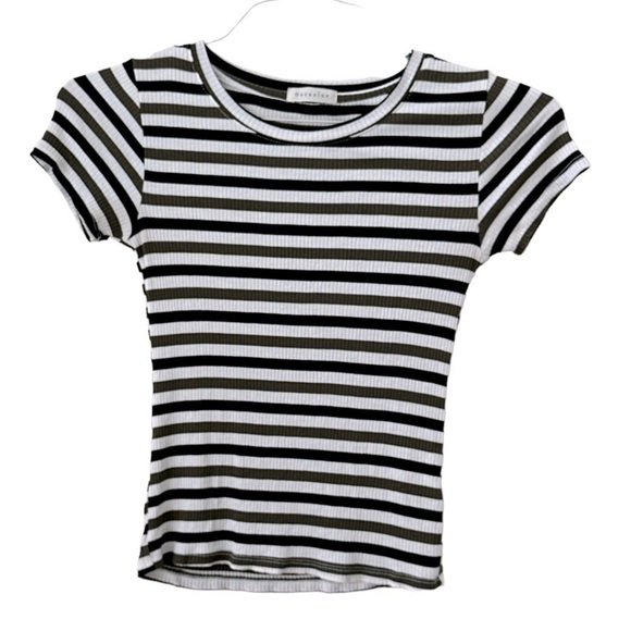 ❤️ OCCASION Striped Rib Knit Short Sleeve Tee Size S ❤️ - Picture 1 of 6